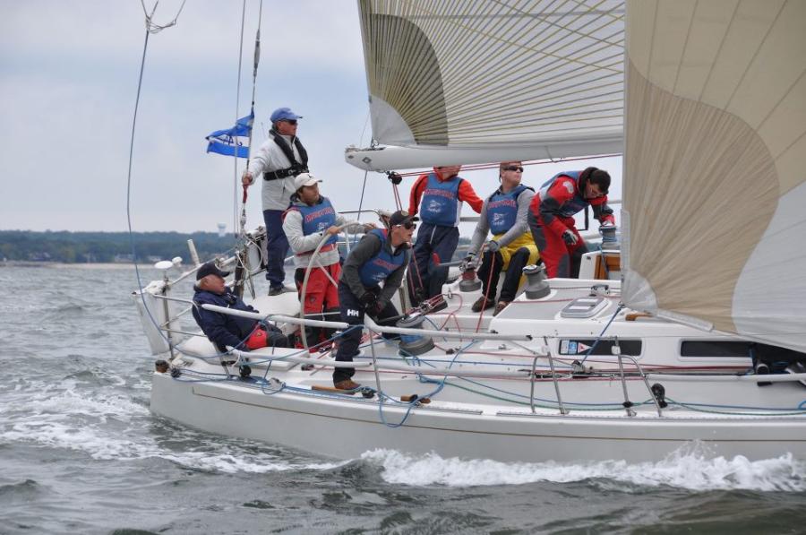 1989 J44 “Charlie V” – offshore sailing team race boat 1989 J44 “Charlie V” – offshore sailing team race boat